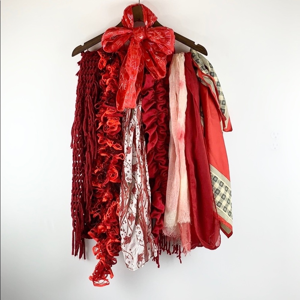 ❤️Hearts on Fire Red Shades BUNDLE Mixed Scarves❤️